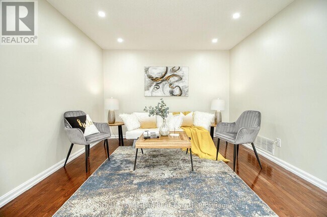 Photo du bâtiment - 13 Stillwater Crescent