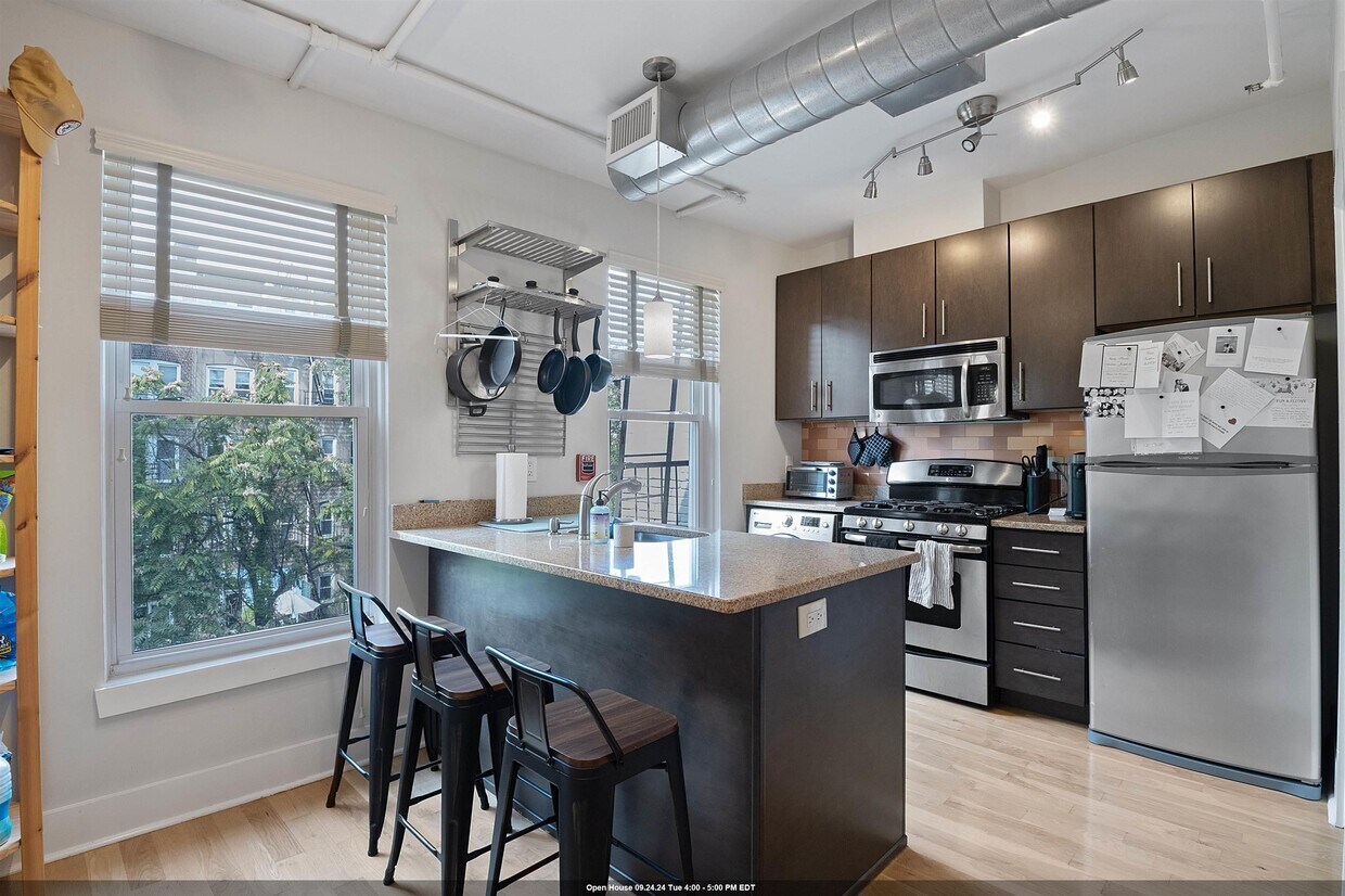 Foto principal - 816 Park Ave