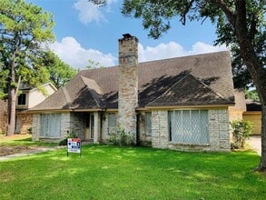 Building Photo - 4811 Wind Chimes Dr