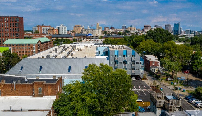805 W Cary - 805W Lofts