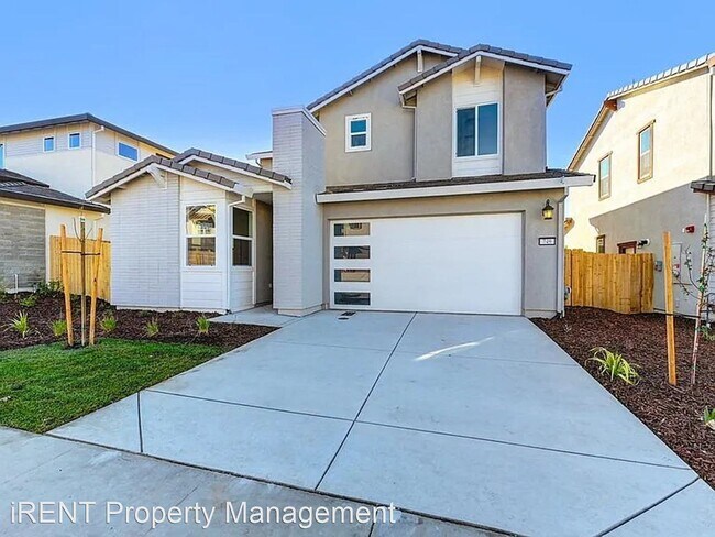 Foto del edificio - 4 br, 3 bath House - 749 Blair Bridge Dr
