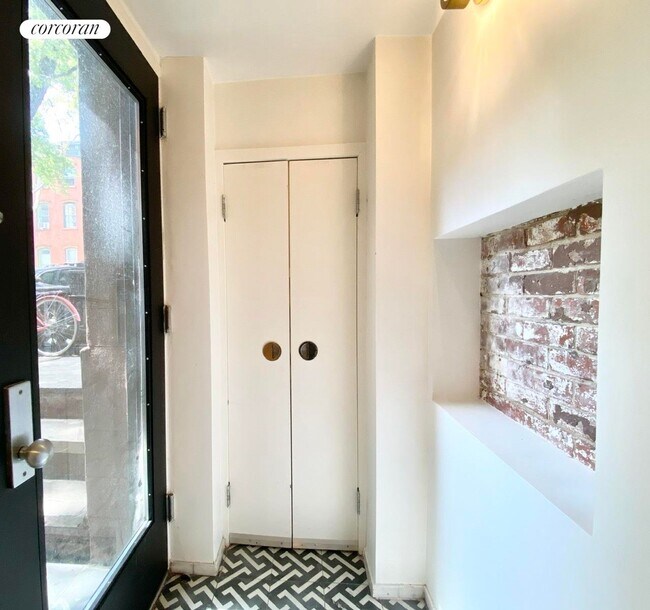 Foto del edificio - 407 Clermont Ave