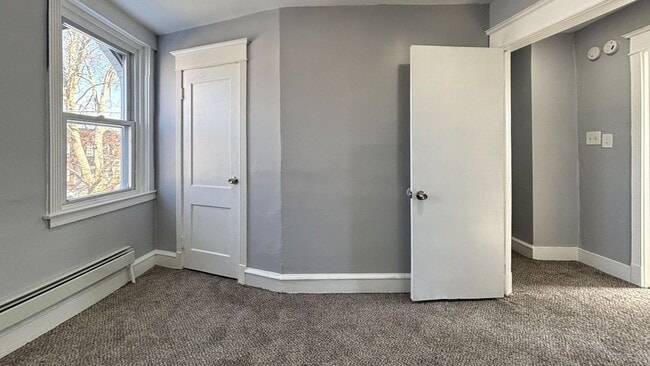 Building Photo - 7050 Clinton Rd