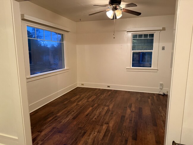 Foto del edificio - 1440 D St