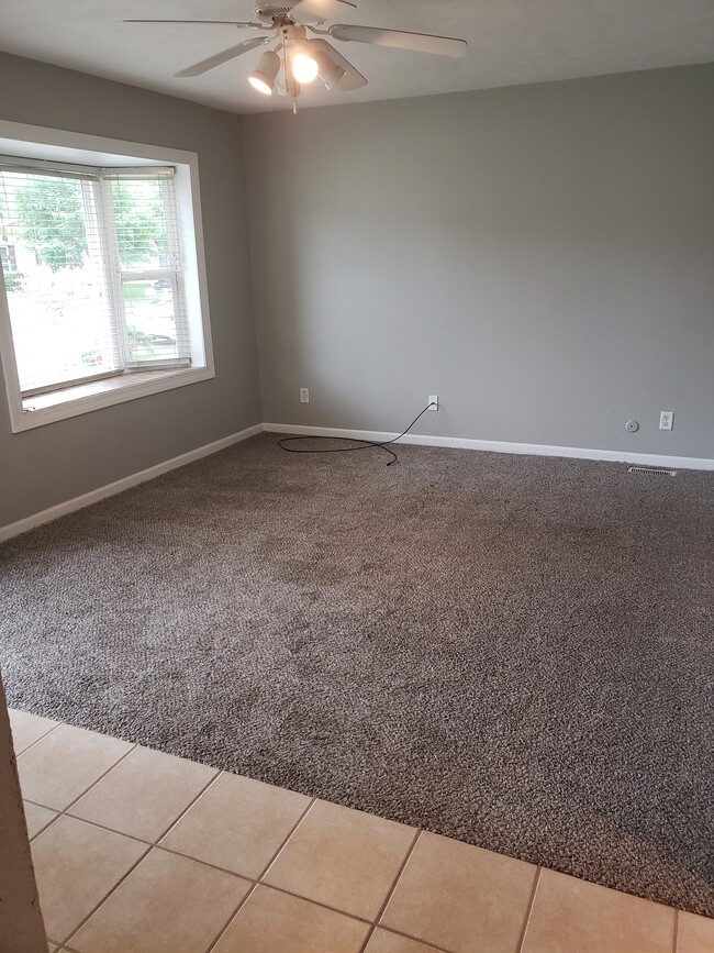 Building Photo - 1304 Dalton Dr