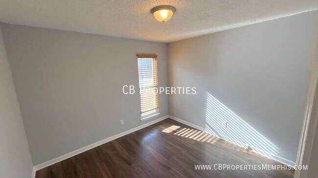 Foto del edificio - 6496 Frosty Leaf Dr