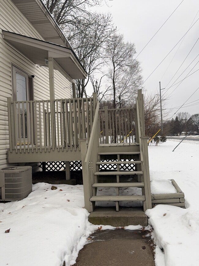 Foto del edificio - 11898 Tulip St NW