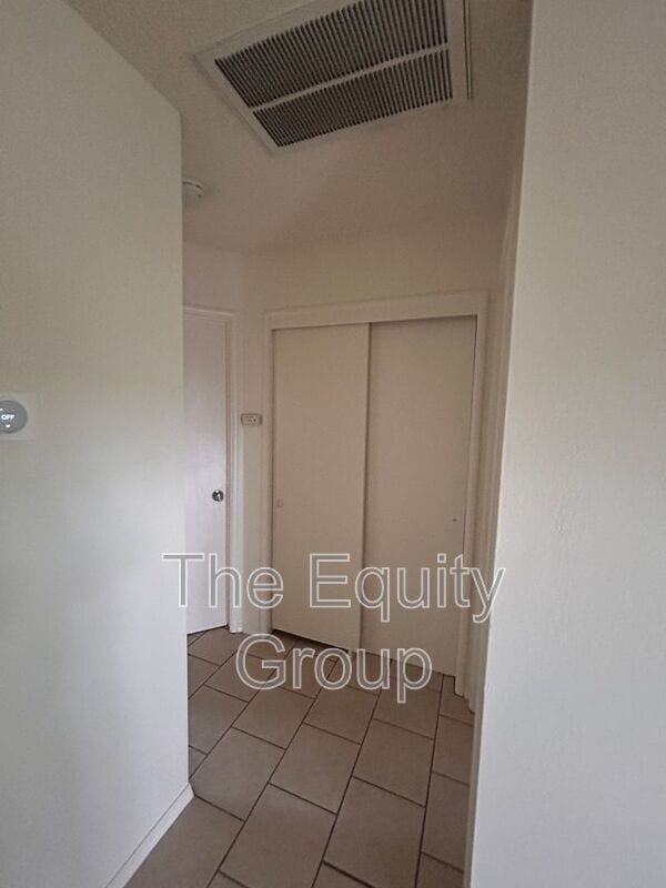 Building Photo - 2004 North Ave