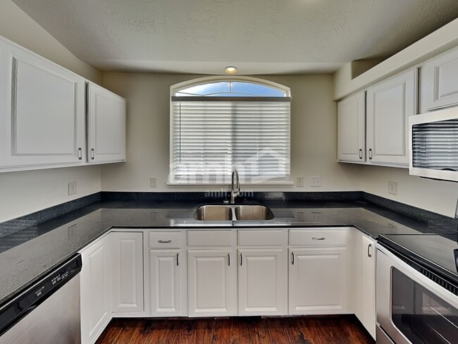 Foto del edificio - 8359 Sawtooth Oak Dr