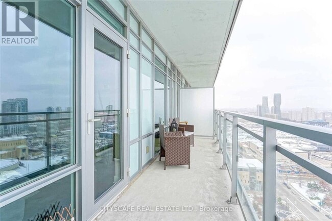 Building Photo - 360 Square One Dr