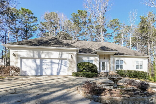Building Photo - 4048 Golfview Ct