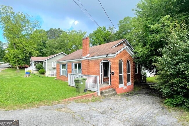 Building Photo - 308 Austin Ave