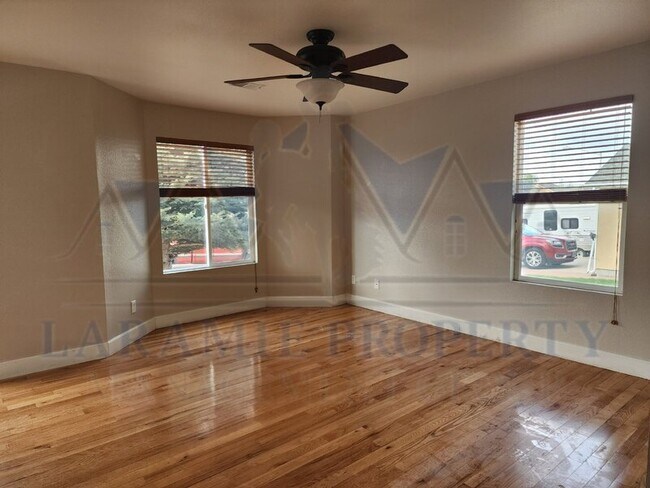 Building Photo - 1760 Pierson Ct