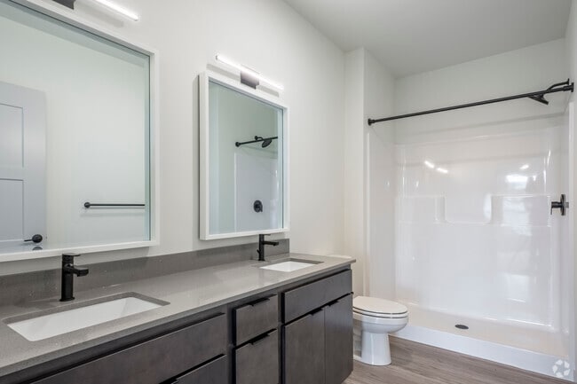 3 habitaciones, 2 baños, 1.321 pies cuadrados, baño - Revelry Living
