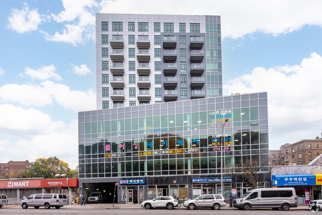 Primary Photo - The Asia Tower