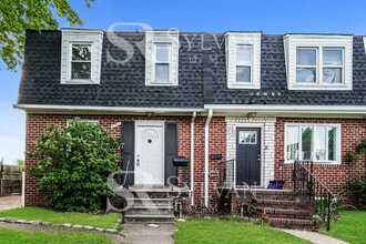 Building Photo - 6140 Radecke Ave