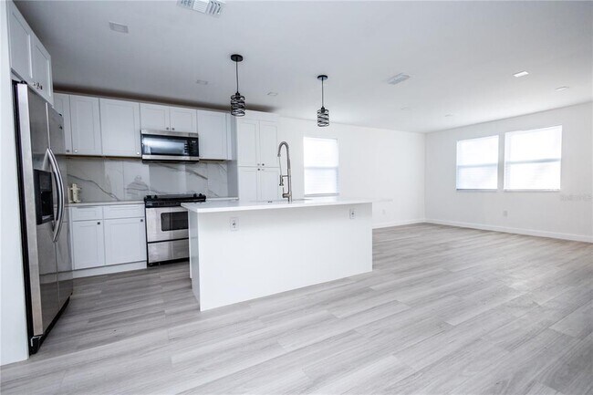 Building Photo - 2070 W Airport Blvd