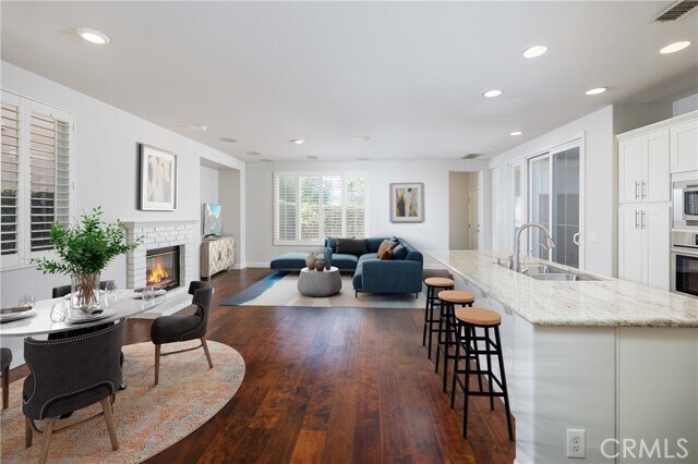 Building Photo - 35 Laurelhurst Dr
