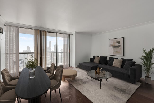 Building Photo - 10 E Ontario St