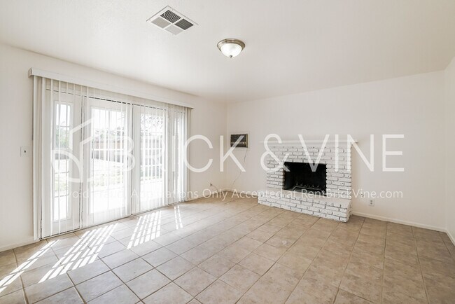 Building Photo - 42534 32nd Street West