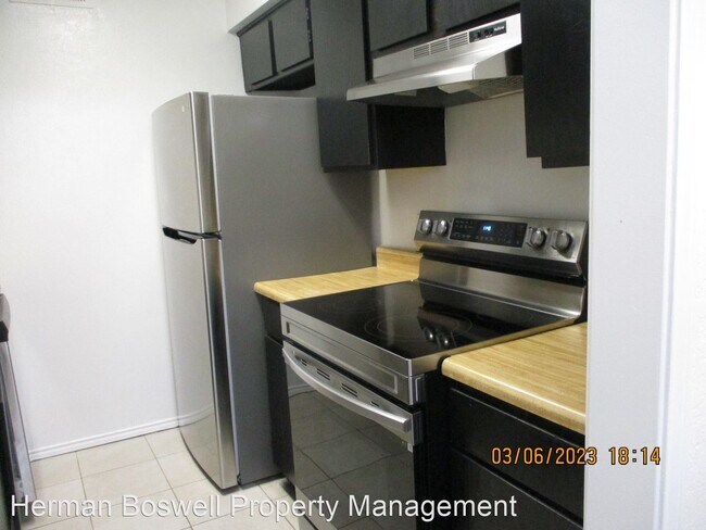 Foto del edificio - 2 br, 1 bath House - 1720 Justin Lyn