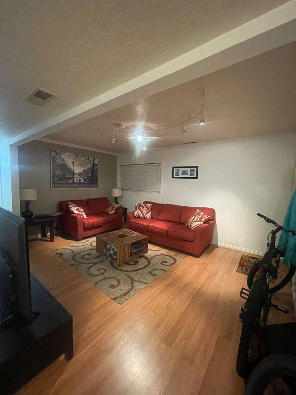 Foto del edificio - 1245 Riverside Ave
