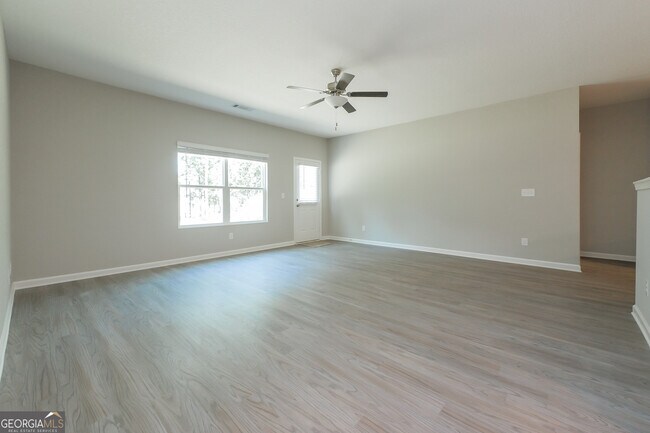 Building Photo - 110 Ashley Trace