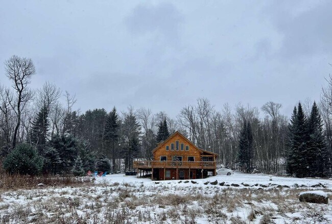 Foto del edificio - 30 Glade Cir