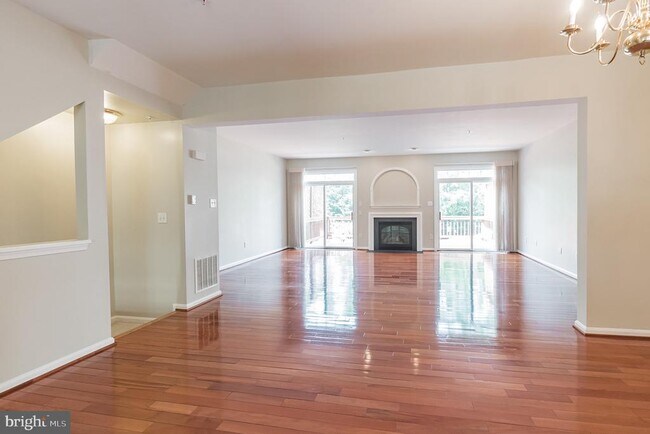 Building Photo - 11715 Gunners Dr