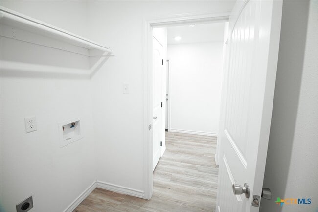 Building Photo - 1601 Cloud St