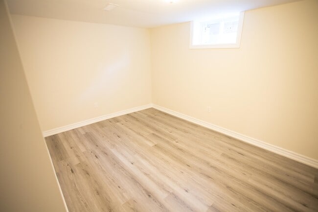 Building Photo - 56 Gilroy Dr