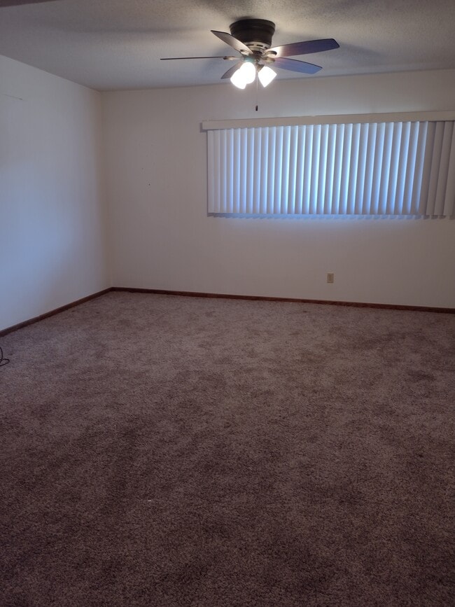 Building Photo - 1309 Galeta Ave