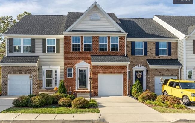 Primary Photo - Spacious Townhome in Glen Allen