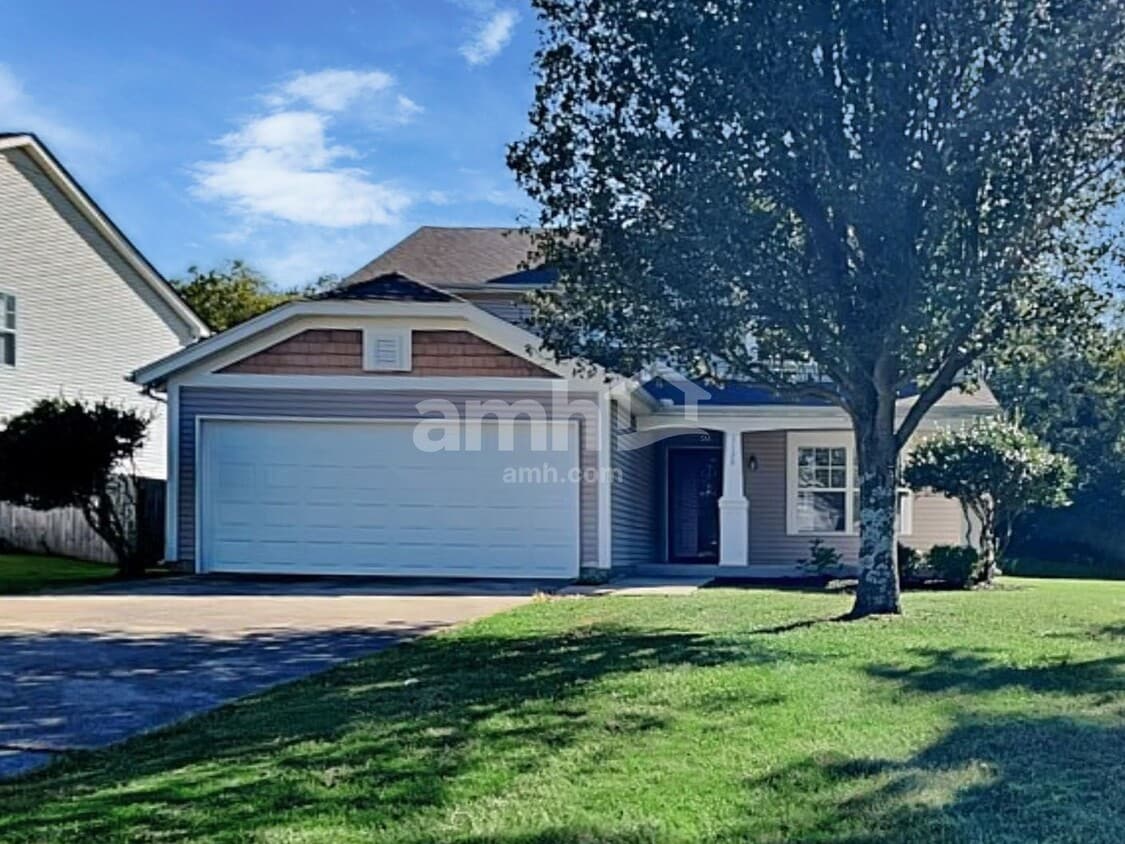 Foto principal - 3128 Hidden Creek Dr