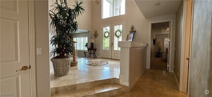 Building Photo - 9905 Fox Springs Dr