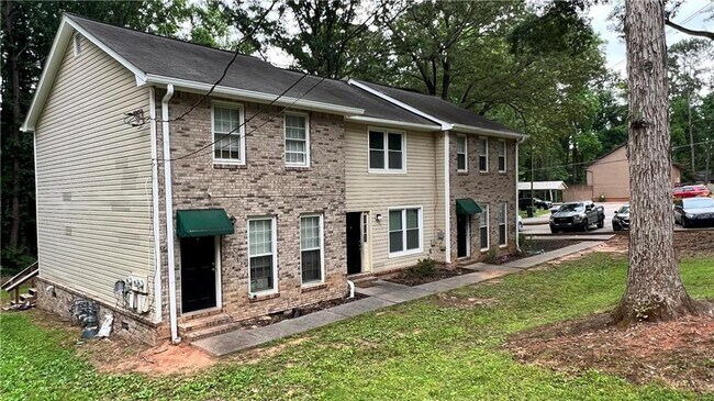 Building Photo - 4007 Burns Rd NW