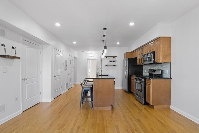 Building Photo - 379 2nd St