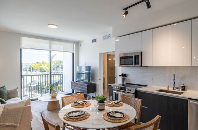 Foto del edificio - 20511 NW 18th Ave