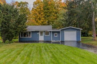 Building Photo - 3911 White Birch Dr