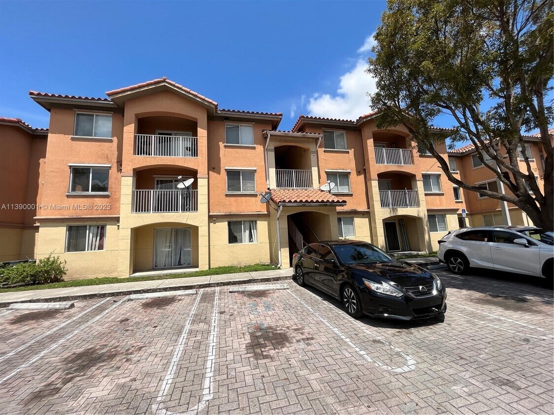 17602 NW 25th Ave Unit 204, Miami Gardens, FL 33056 Condo for Rent in