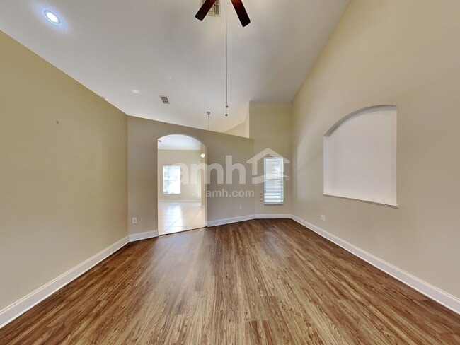 Building Photo - 2187 SW Algiers St