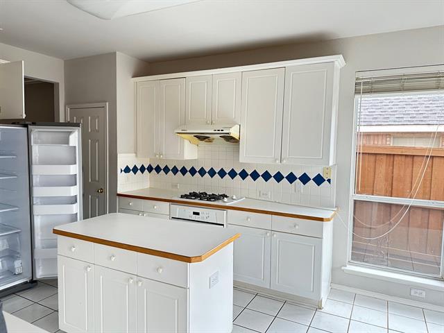 Foto del edificio - 4317 Brinker Ct