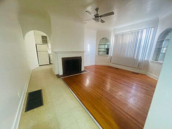 Foto del edificio - 2512 Jones St