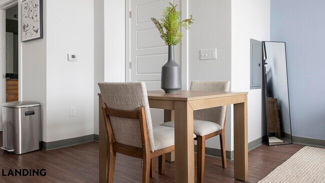 Foto del edificio - 302 13th St S