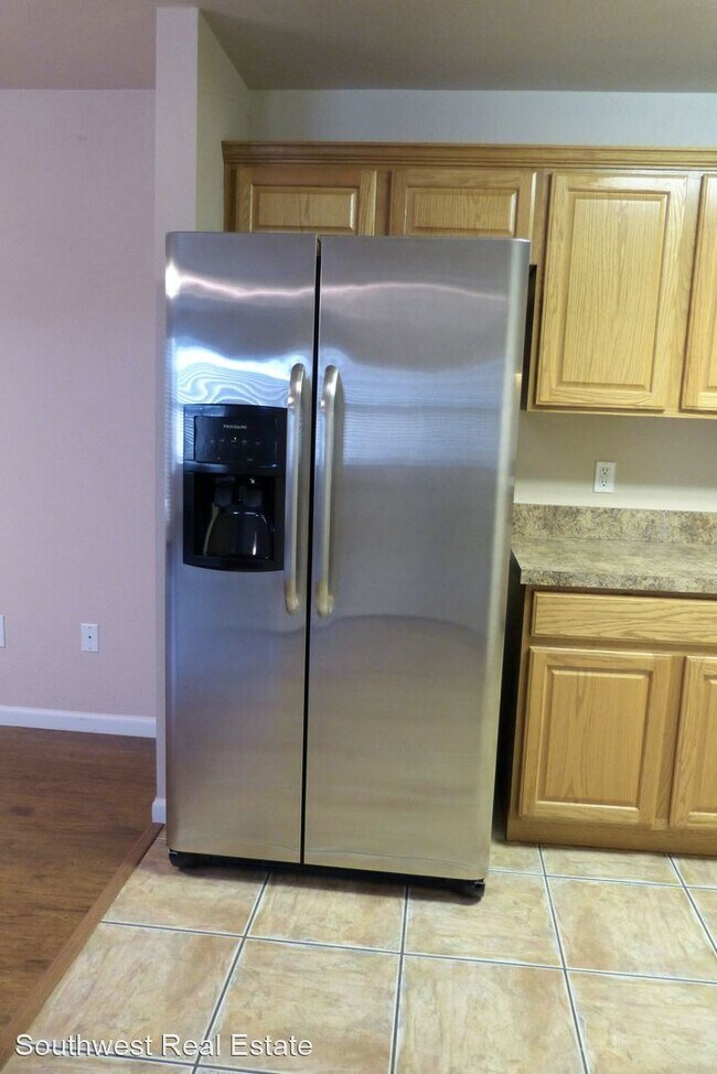 Foto del edificio - 2 br, 2 bath House - 2325 Newman