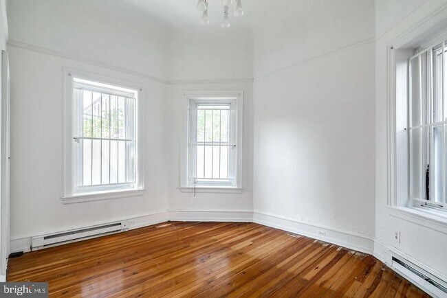 Foto del edificio - 5049 Spruce St