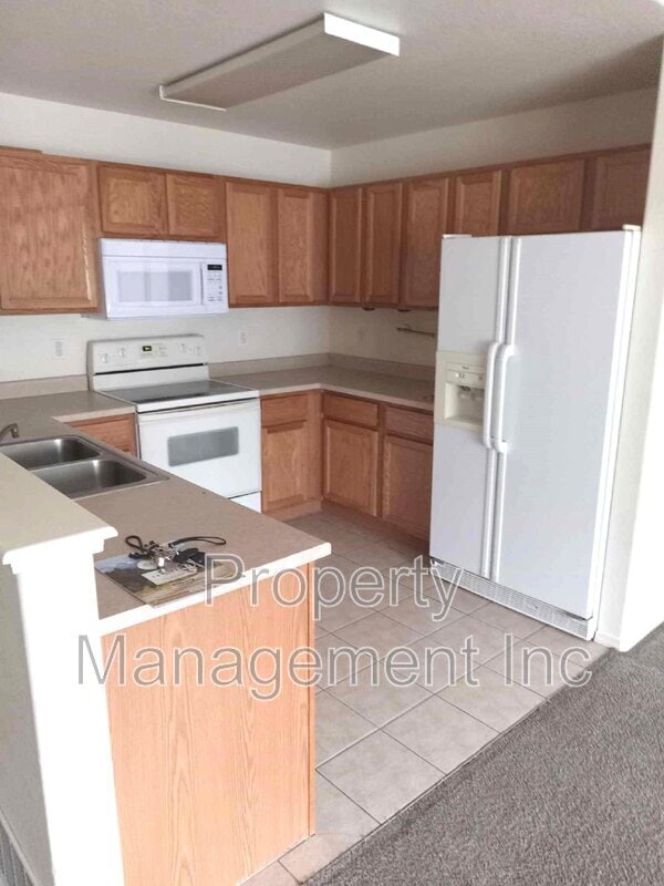 Building Photo - 2094 Legacy Ridge Vw