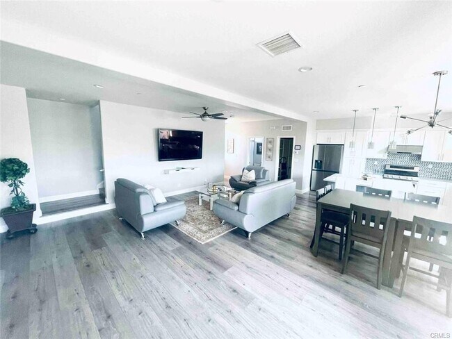 Family Room + Kitchen + Dining - 14936 Wilson St