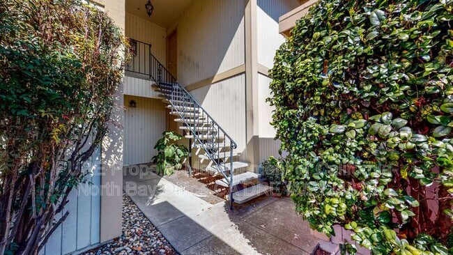 Building Photo - 7500 Bridgit Dr