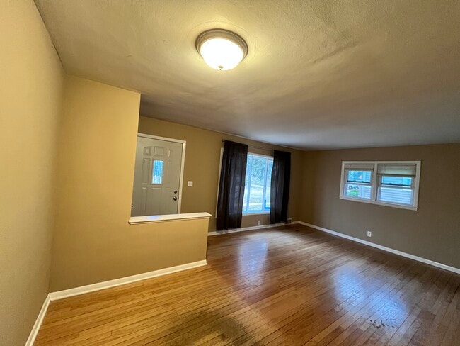 Building Photo - 3937 N 98th St